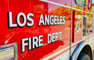 La influencer de belleza y estilo de vida LA Girl comparte recursos de ayuda para incendios forestales