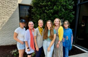 Makayla Lynn firma con Eclipse Music Group, Wrensong Entertainment y Harvey Dog Hits