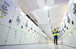 El proyecto de almacenamiento y energía solar más grande del mundo suministrará energía las 24 horas del día, los 7 días de la semana