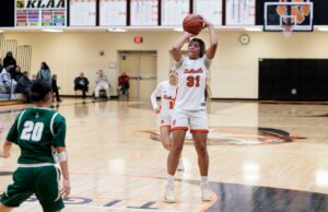 Primera clasificación estatal de baloncesto femenino de Michigan Sports Writers de 2025