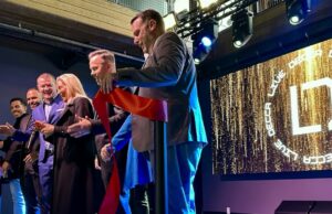 Decca Live Entertainment Lugar abre en el centro