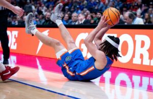 El baloncesto de Florida sale del top 10 del CBS Sports Power Rankings