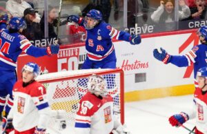 Estados Unidos y Finlandia jugarán por el oro en el mundial juvenil