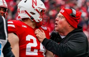 Nebraska Football se separa del coordinador de equipos especiales, Ed Foley