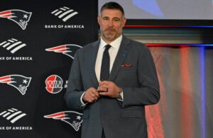 NFL World reacciona a los Patriots que reunen cuerpo técnico de estrellas