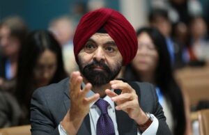 El presidente del Banco Mundial advierte contra la reacción apresurada a las políticas de Trump