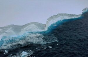 El iceberg más grande del mundo podría estar en curso de colisión con la isla de los pingüinos de la Antártida: estilo “Juego de Tronos”