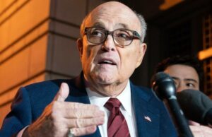 El condominio de Rudy Giuliani y los anillos de Serie Mundial en juego en juicio por activos