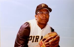 Muere el zurdo de los Piratas, Bob Veale, a los 89 años