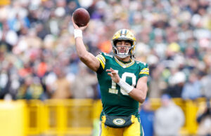 Rastreador de lesiones de la NFL, fin de semana de comodines: 'Negocios como siempre' para Jordan Love, Jalen Hurts 'listo para funcionar', Cade Otton de regreso para los Bucs