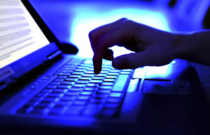 Pa. El grupo examina el gasto de la carta cibernética en automóviles, restaurantes y entretenimiento • Pennsylvania Capital-Star