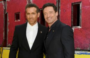 Ryan Reynolds llama a Hugh Jackman 'el mejor ser humano que conozco' en Radio City Music Hall Show