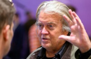 Bannon advierte que la guerra entre Rusia y Ucrania podría convertirse en el “Vietnam de Trump”