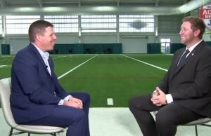 Mira: Brent Martineau de Action Sports Jax habla uno a uno con el entrenador en jefe de Jaguars Liam Coen