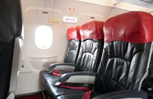 Flight Passenger pregunta sobre el centro de entretenimiento en el asiento adicional, enciende el debate