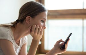 Estoy separado de todos mis hermanos. Ojalá dejaran de enviarme mensajes de texto.