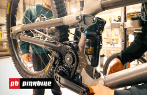 Vídeo: Los equipos de la Copa del Mundo se preparan para el bolso con cinturón de Gates