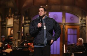 Pete Davidson revela la paga de 'SNL' en un nuevo video sincero