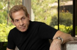 Skip Bayless, ex presentador de Fox Sports, acusado de conducta sexual inapropiada en una demanda