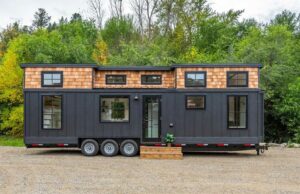 La impresionante pequeña casa Boho Ridge puede soportar fácilmente un estilo de vida moderno y lujoso