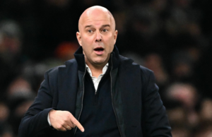 Liverpool 'mantiene conversaciones' con Star Slot de 'clase mundial' quiere firmar