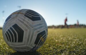 Hendersonville renuncia a las tarifas para que los niños de crianza practiquen deportes de la ciudad