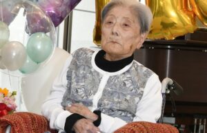 Muere la mujer japonesa que era la persona más anciana del mundo con 116 años: NPR
