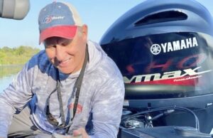 Frisch: Lo que aprendí – bajo – Alexandria Echo Press