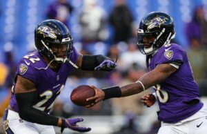 Ravens aplastan a Steelers y ganan 14-0