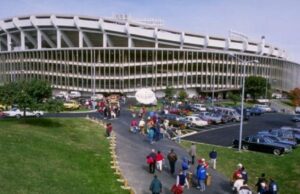 El proyecto de ley del Estadio RFK se convierte oficialmente en ley