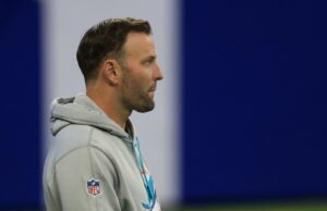 Los Dolphins despiden al entrenador de WR Wes Welker y al coordinador de ST Danny Crossman