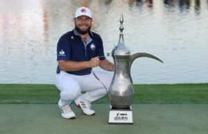 Tyrrell Hatton se suma a la colección del DP World Tour con una victoria en el Dubai Desert Classic