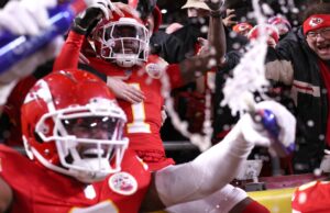Juego de campeonato de la AFC: los Chiefs lideran Bills 21-16 en el medio tiempo