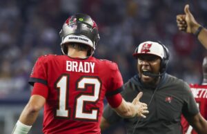Informe: Patriots entrevistan a Byron Leftwich para entrenador en jefe