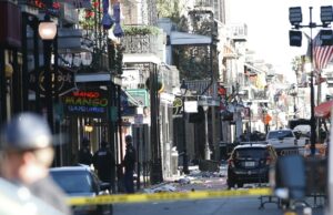 Santos procesa “conmoción” por ataque terrorista que mató a 15 personas