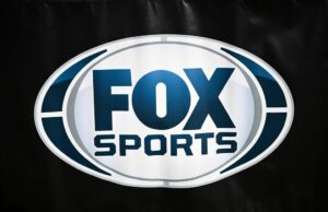 La demanda alega que el ex presentador de Fox Sports acosó a la estilista y le ofreció 1,5 millones de dólares por sexo