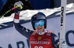 Lindsey Vonn impresiona esquiando hasta el sexto lugar en su primera carrera de descenso de la Copa del Mundo desde 2019