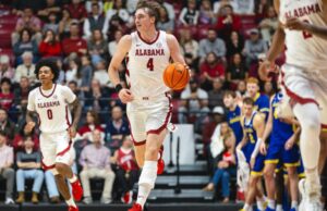 Calendario y selecciones de baloncesto universitario: predicciones para Alabama vs. Oklahoma y más juegos Top 25 el sábado