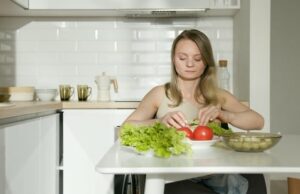 Lifestyle News Live hoy 29 de enero de 2025: ¿Agregar 'vegetariano' en el perfil de citas? El estudio dice que puede obtener menos coincidencias para ello