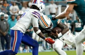 ¿Podrían los cascos nuevos reducir las conmociones cerebrales? Cómo el mundo del fútbol está tratando de abordar el problema