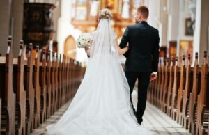 Mi prometido no dejará de financiar el lujoso estilo de vida de su familia y no ahorrará dinero para nuestro futuro, ¿qué puedo hacer?