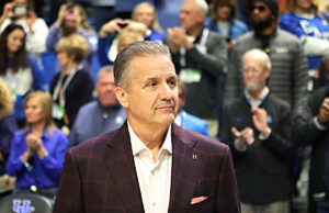 John Calipari saludó con el coro de abucheos a cambio de Kentucky, pero Arkansas le da la última risa