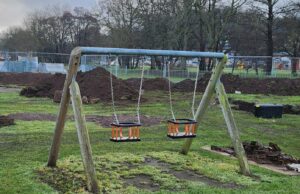 Más de 150 bombas de la Segunda Guerra Mundial que se encuentran bajo el patio de recreo en Inglaterra