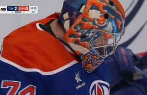 John Tavares con un gol contra Edmonton Oilers