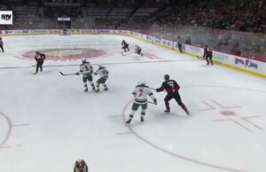 Tim Stutzle con un gol contra Minnesota Wild