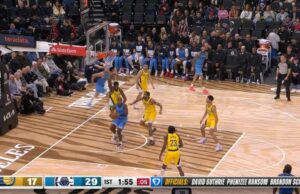 James Harden golpea desde el centro de la ciudad