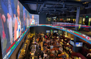 El nuevo Mega Mega Sports Bar de SF da Vegas Vibes, en lugar de SF Chill