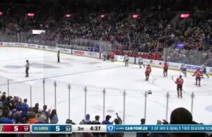 Robert Thomas con un gol vs. Chicago Blackhawks