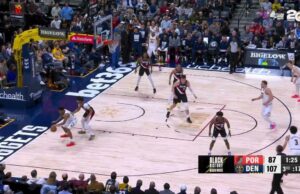 Jalen Pickett con el y-1!