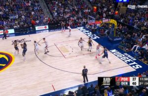 Julian Strawther perfora el trey